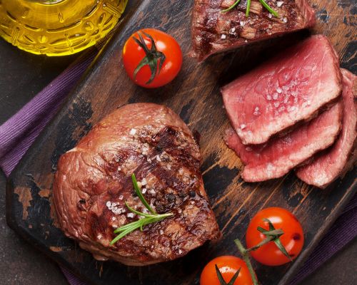 Enhancing Texture and Flavor with Transglutaminase on Steak